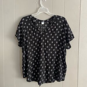 Old Navy | Women’s V-neck Tee
